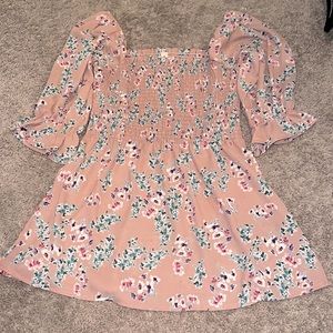 Vanilla Bay flowery top